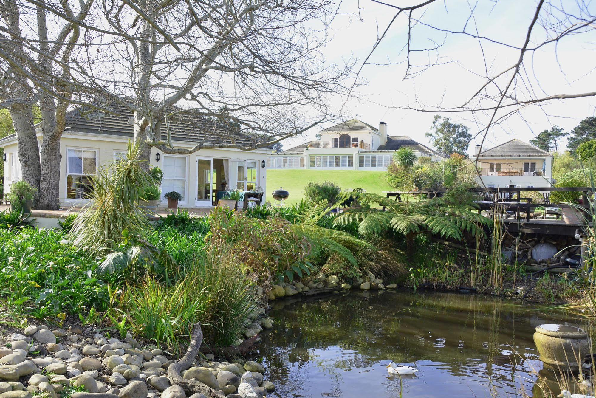 Majini Guesthouse Sweet Valley エクステリア 写真